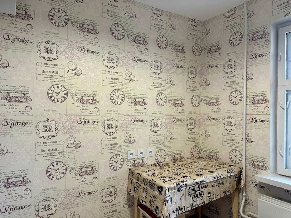 Sale of 1-room apartment 32 m2 on Priluzhna Street 10 - metro station Ak
