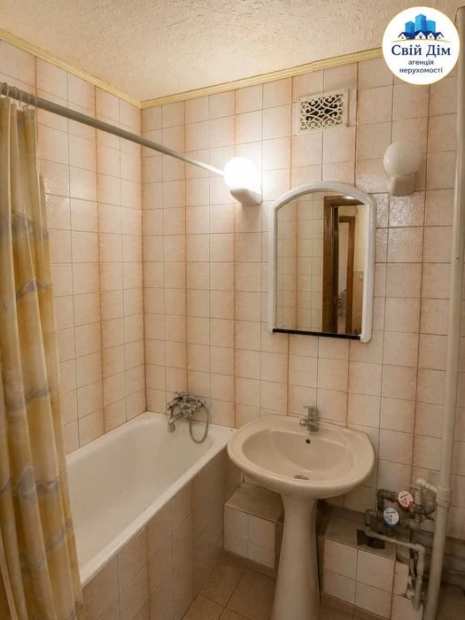 For sale 2-room apartment in Pavlovo Pole | 3/9, 47m2, gas | Cosmetics