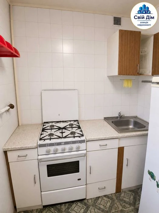 For sale 2-room apartment in Pavlovo Pole | 3/9, 47m2, gas | Cosmetics