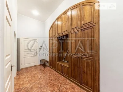 Продаж 5к квартири 225 кв. м на вул. Саксаганського 28 • ID