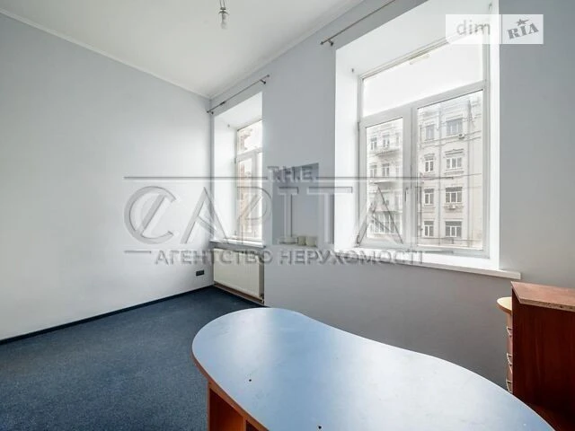 Продаж 5к квартири 225 кв. м на вул. Саксаганського 28 • ID