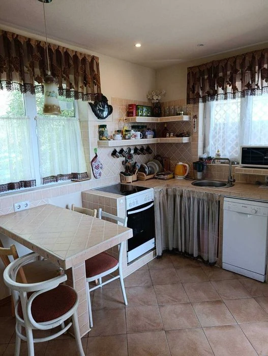 I will sell a Dacha by the Sea with all the amenities of Dacha Kovalevsky Shka