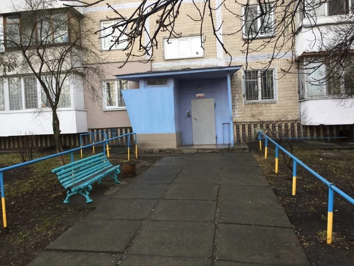 2-room apartment for sale 56 m², Bereznyakivska St., 12