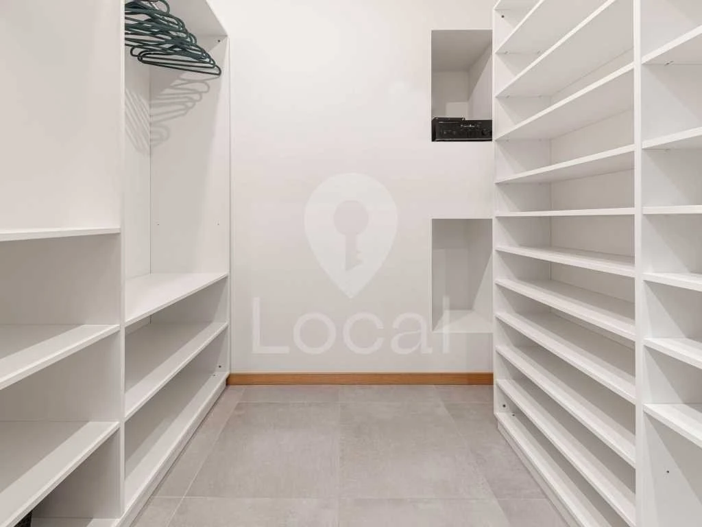 Sale of 1-room apartment of 55 m², Delovaya Street, 1/2