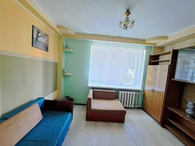 Selling a one-room studio apartment with its own bathroom, Stadionny Proezd
