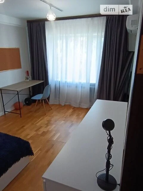 Sale of 1-room apartment 32.5 sq. m. on Mykola Ushakova Street 8 • ID