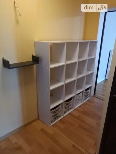 Sale of 1-room apartment 32.5 sq. m. on Mykola Ushakova Street 8 • ID