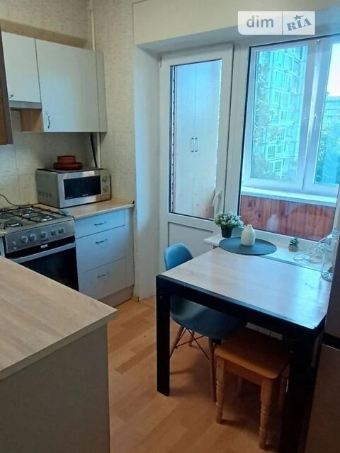 Sale of 1-room apartment 32.5 sq. m. on Mykola Ushakova Street 8 • ID