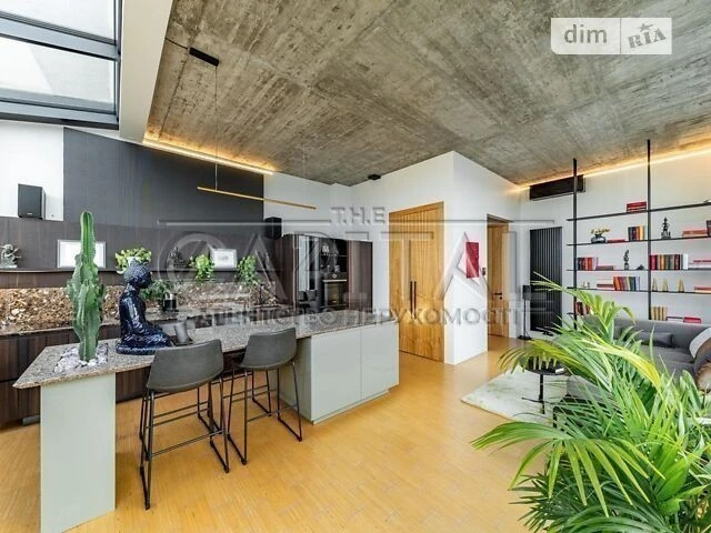 For sale 2-room apartment 97 sq. m. on Pankivska Street 20/82 • ID 3