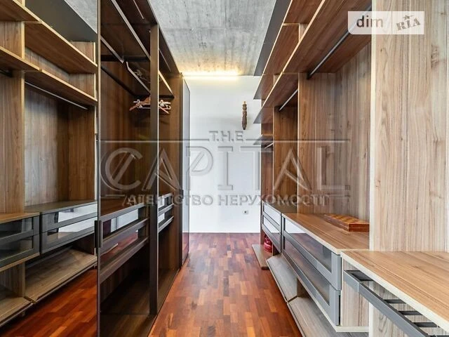For sale 2-room apartment 97 sq. m. on Pankivska Street 20/82 • ID 3