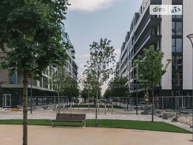 Sale of 3-room apartment 92 sq. m on Naberezhno-Rybalskaya street