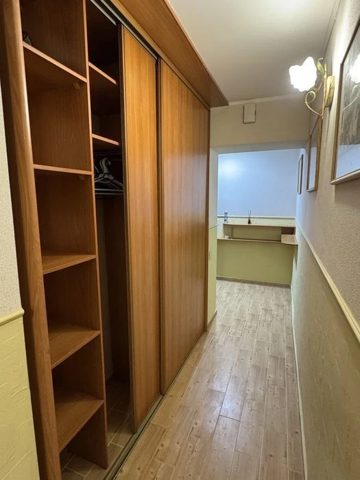 I will sell a 2-room apartment in Kyiv