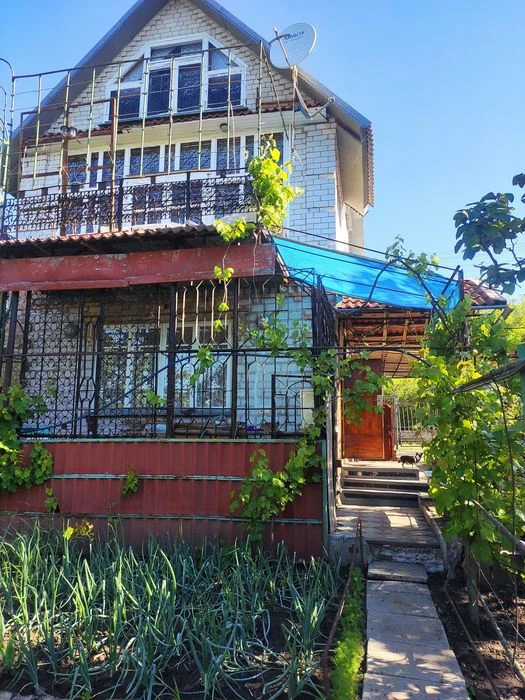 For sale 3-storey cottage Vilnokuryanivske