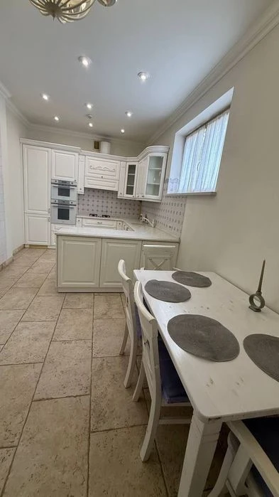 Tairovo / Vyliamsa, I will sell a chic house of 240 sq.m.