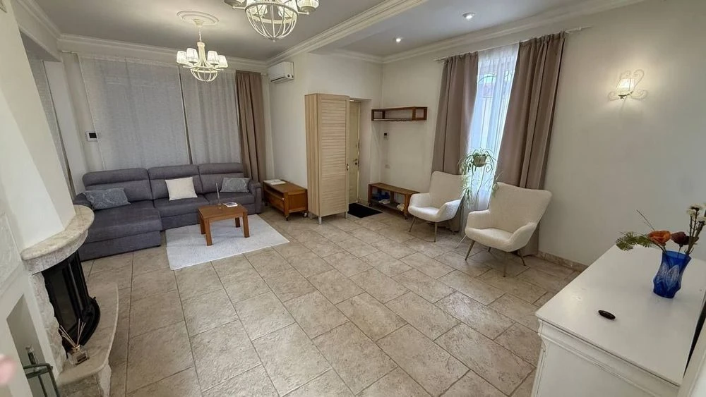 Tairovo / Vyliamsa, I will sell a chic house of 240 sq.m.