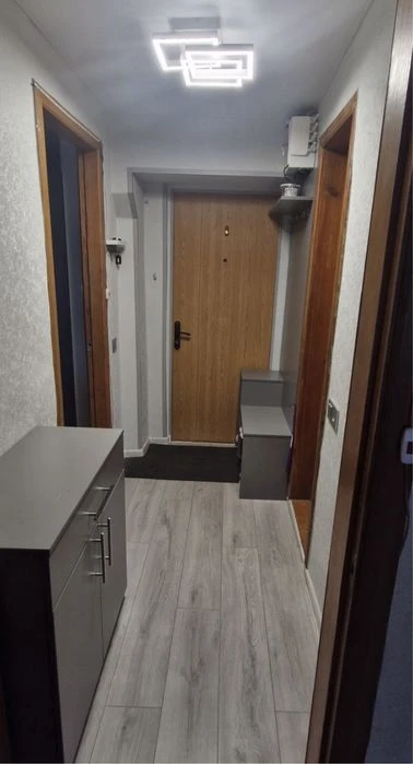 * Продаж 2-кімнатної квартири, р-н  Хімселище.