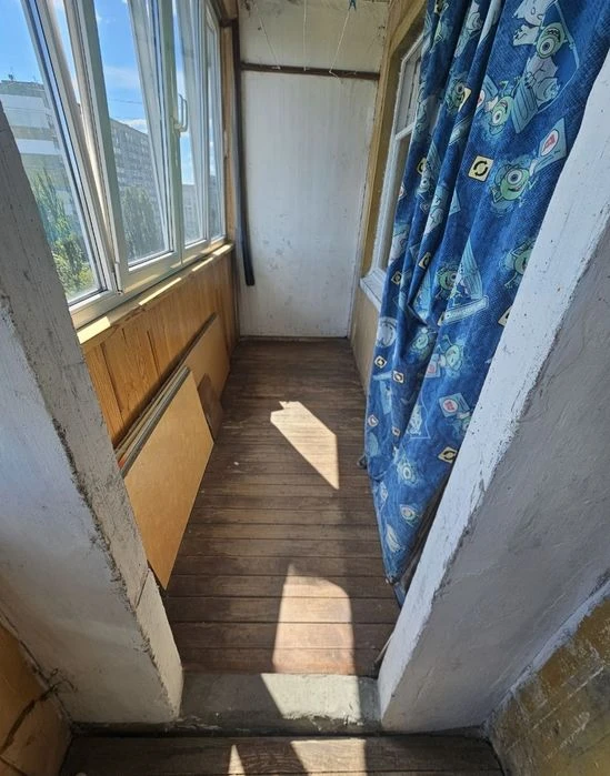 2-к вул. Мирослава  Поповича (Семашка)  17  м. Академмістечк