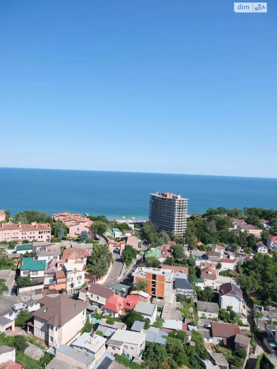 Продажа квартиры Золотой Берег.