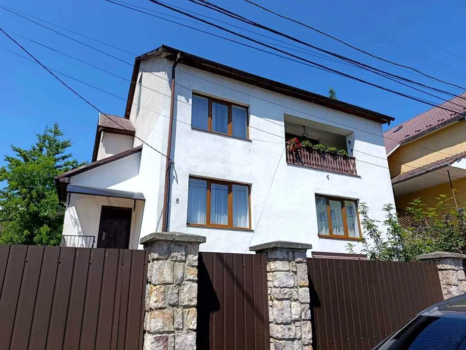 Будинок. Ужгород, Кошицька вул.
