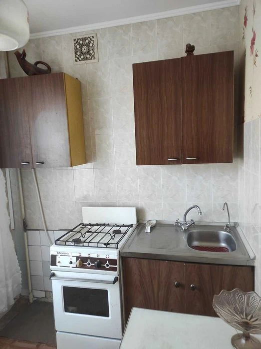 2-room apartment for sale on the right