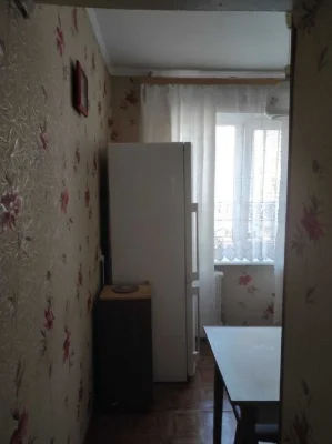 2-room apartment for sale on the right