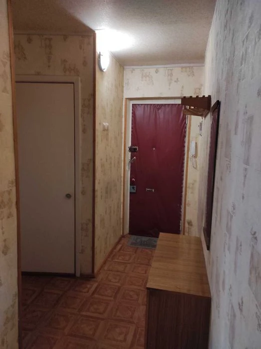 2-room apartment for sale on the right