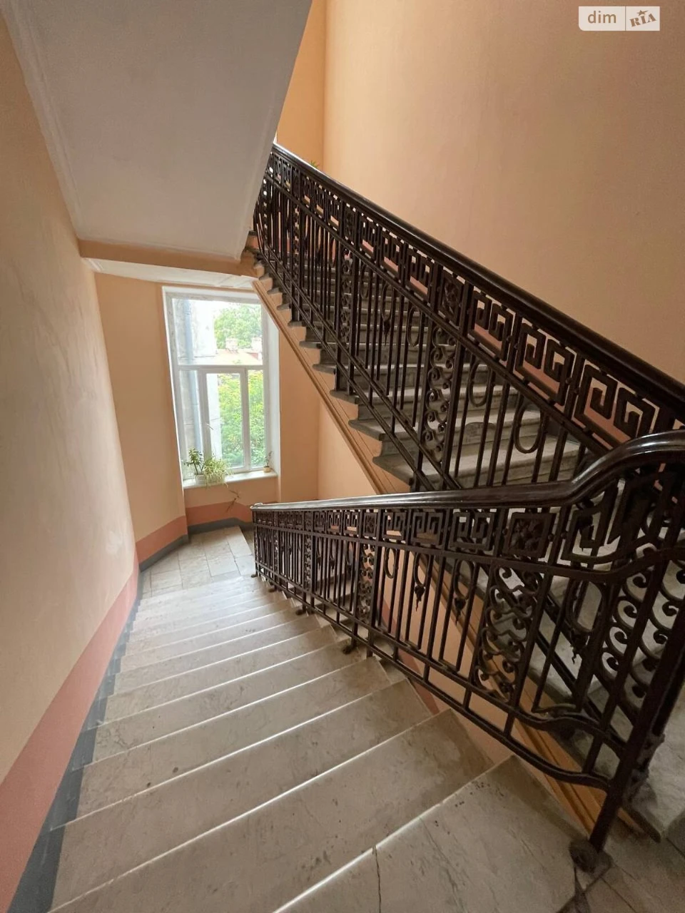 Продажа квартир Приморский.