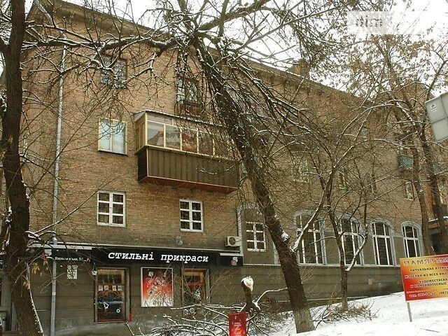 Sale of 3-room apartment 83 sq. m on Solomyanska Street 7/7 • ID 34