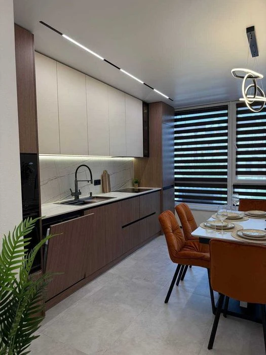 I am selling a designer 2-room apartment in the center!