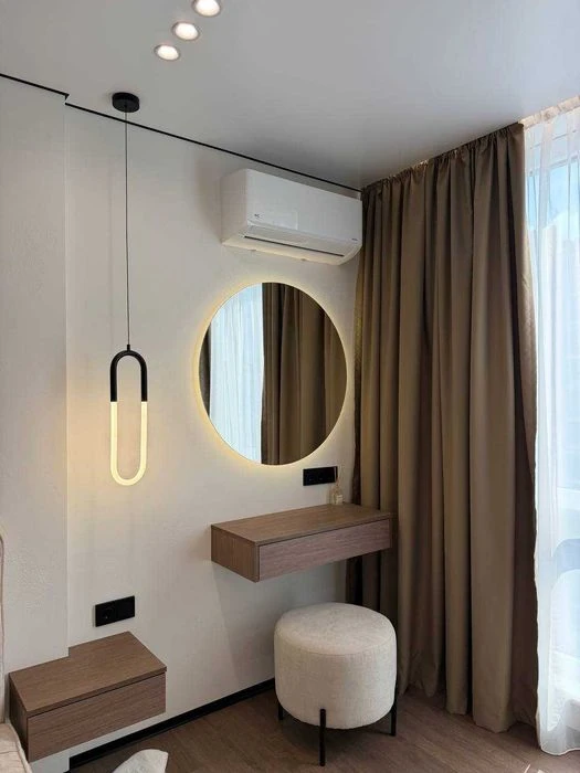 I am selling a designer 2-room apartment in the center!