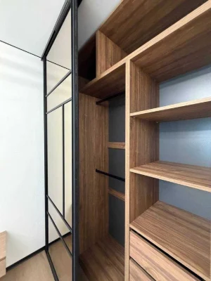 I am selling a designer 2-room apartment in the center!