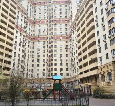 Center For sale 3 rooms. 85m. with three parking spaces on Poltava street