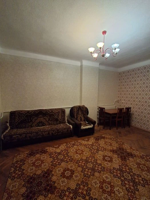 Hg8 Selling a 2-room apartment in the Center