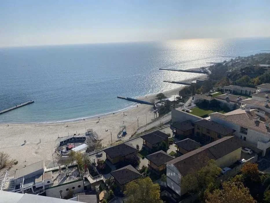 Квартира с террасой и видом на море на 10 в. Фонтана. ЖК Мы
