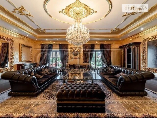 Sale of 3-room apartment 350 sq. m on Lomakivska St. 56/2 • ID 3