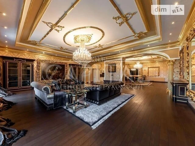 Sale of 3-room apartment 350 sq. m on Lomakivska St. 56/2 • ID 3