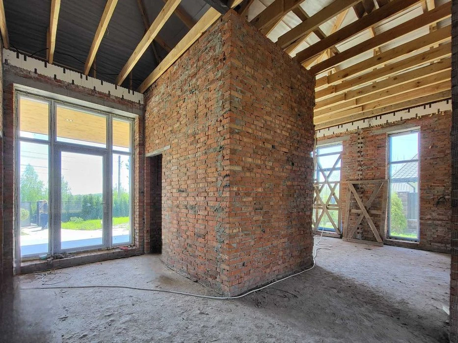 Exclusive one-story house in Pyatnychany