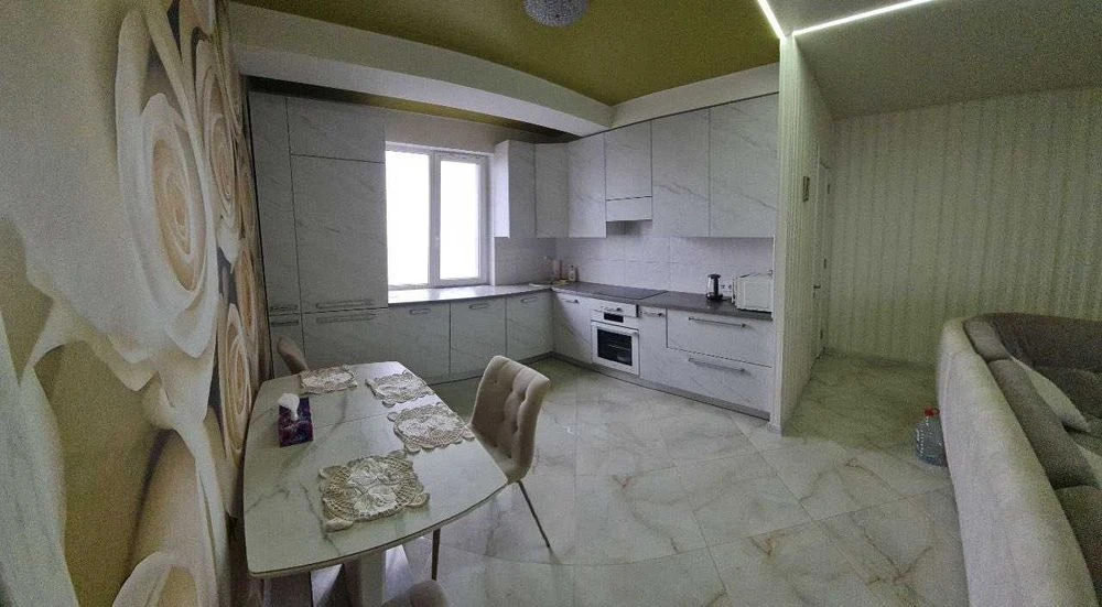 I will sell a stylish 4-room apartment in Ulduz Rabochaya residential complex