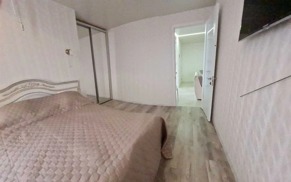 I will sell a stylish 4-room apartment in Ulduz Rabochaya residential complex