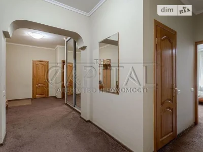 Sale of 4-room apartment 116 sq. m on Andriy Verkhoglyada St. 4 • I
