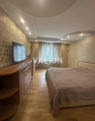 For sale 3 rooms Myloslavska 47 A. Troeshchyna street