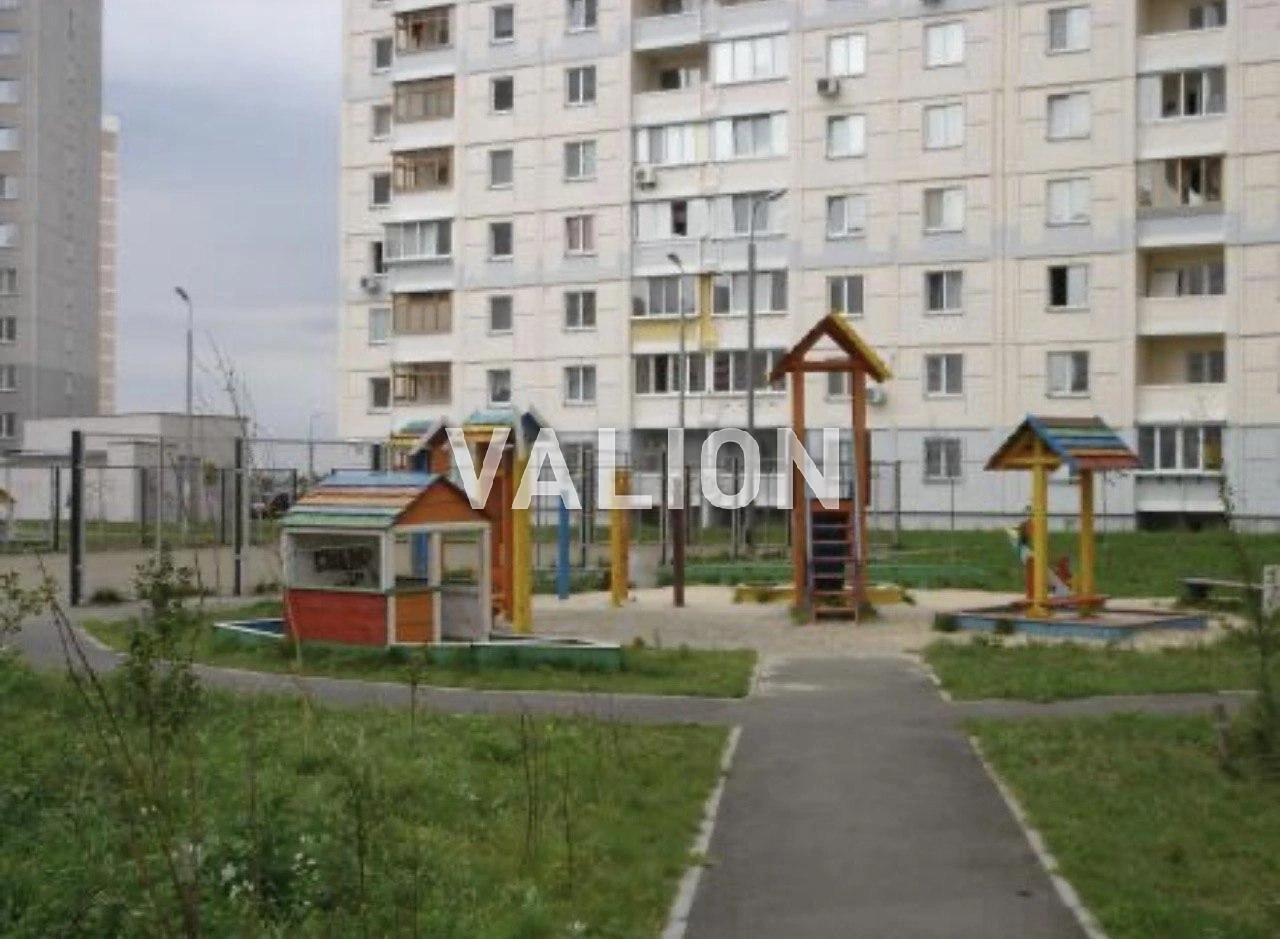 For sale 3 rooms Myloslavska 47 A. Troeshchyna street