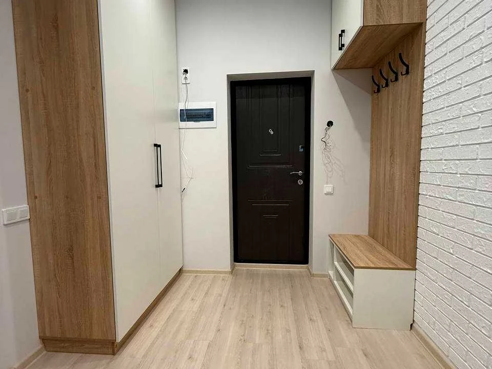 Apartment. Odesa, Geranieva St.