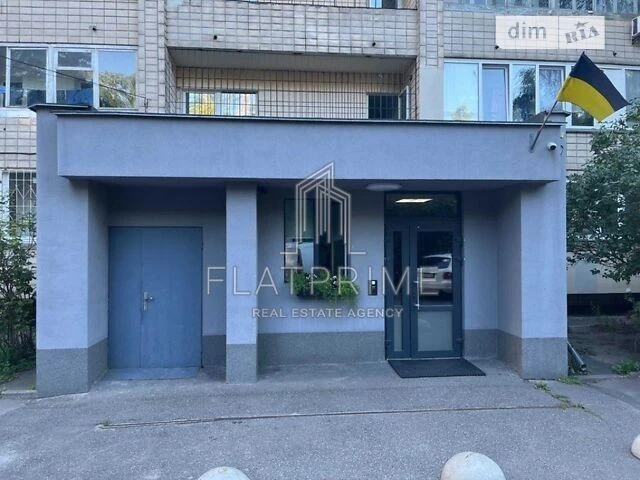 Sale of 3-room apartment 81.4 sq. m. on Lomakivska st. 4 • ID 347