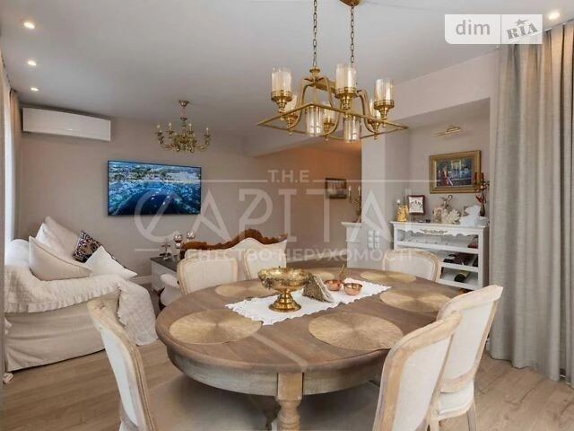 Sale of 3-room apartment 102 sq. m. on Predslavynska Street 40 • ID