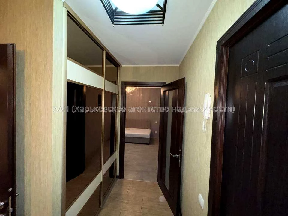 Apartment. Kharkiv, Dmytra Kotsiubayla St. (Derzhavinska)