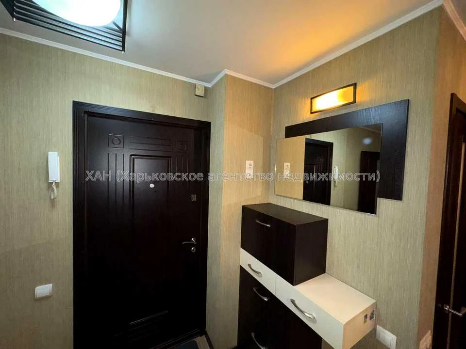 Apartment. Kharkiv, Dmytra Kotsiubayla St. (Derzhavinska)