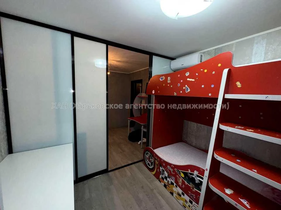 Apartment. Kharkiv, Dmytra Kotsiubayla St. (Derzhavinska)