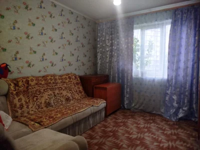 Apartment. Kharkiv, Traktorostudivnyky Ave.
