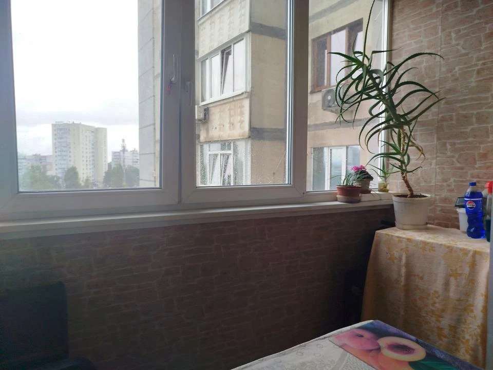 Apartment. Kharkiv, Traktorostudivnyky Ave.